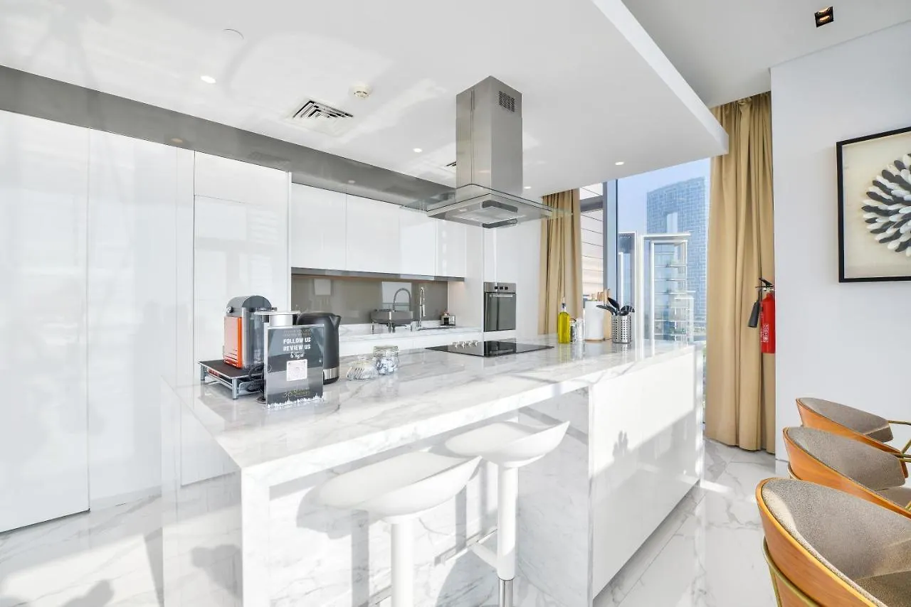 Luxe 3 Bedroom Oceanfront Apartment In The Heart Of Bluewaters Island Dubai 0*,  United Arab Emirates